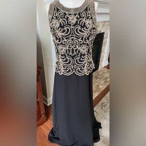 JKARA New York Black beaded gown black & ivory size 12 (wrap not included)